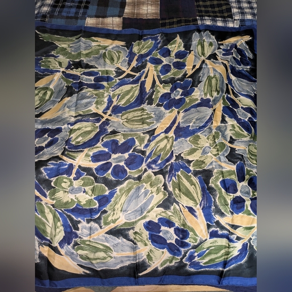 Sonia Rykiel Blue and Green Floral Throw - Picture 2 of 4